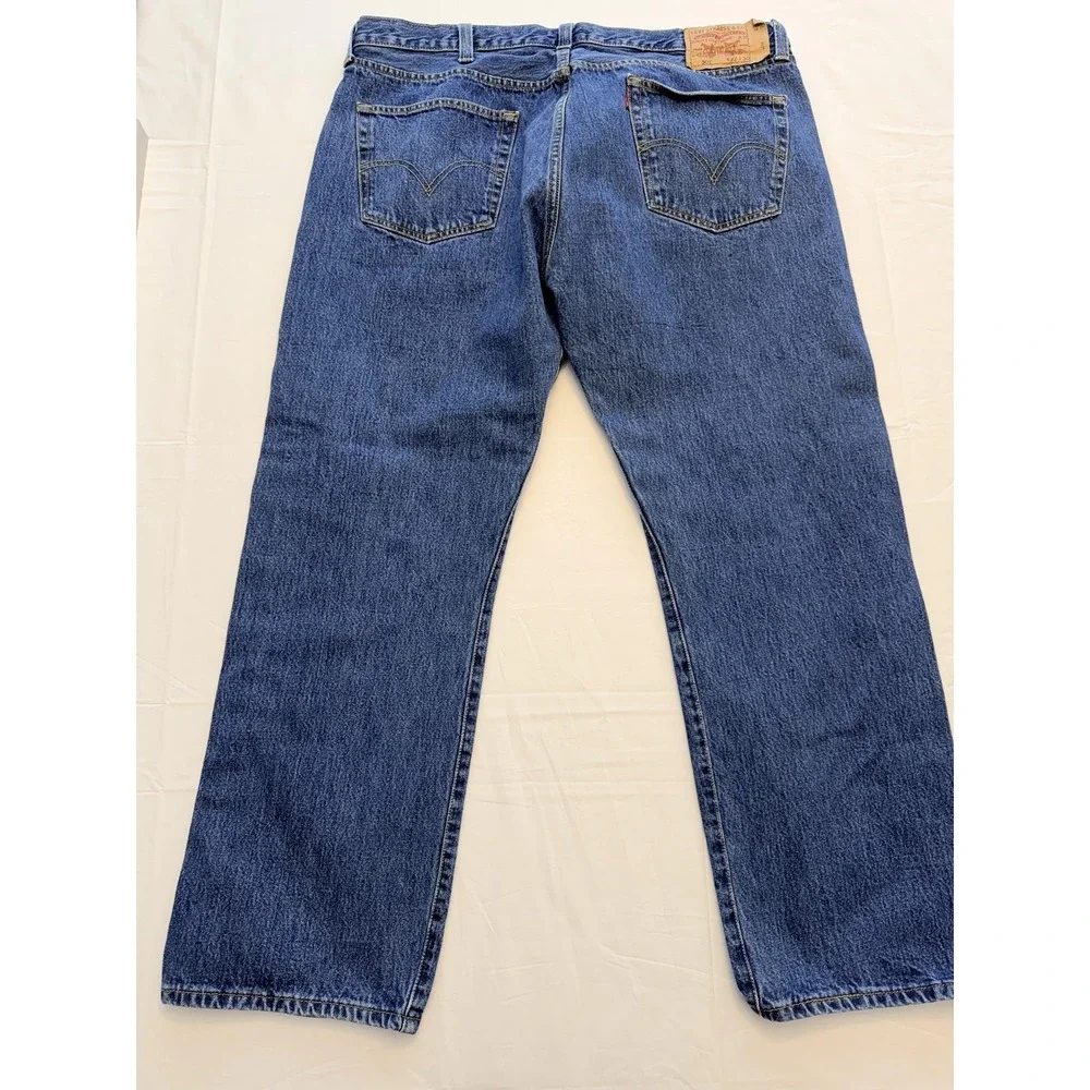 Levis 501 Jeans Mens 42x30 Blue Medium‎ Wash Straight Leg Button Fly Denim Pants